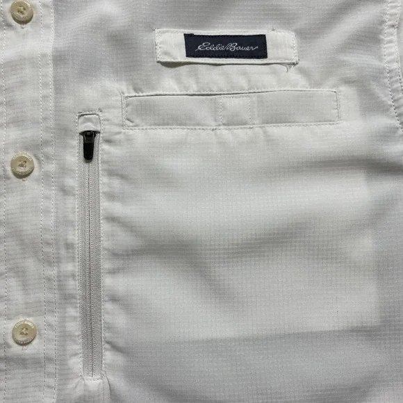Eddie Bauer Men's Shirt Sz XL White Short Sleeve Vented Breathable Pocket Zip - Picture 4 of 10